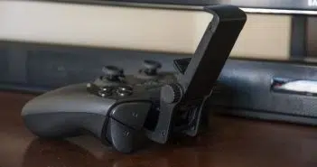 SteelSeries Stratus Duo contrôleur d'examen Stratus Duo : Jack de tous les métiers, maître de aucune