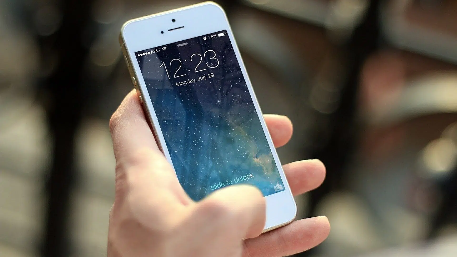 Comment trouver des pièces détachées pour réparer un iPhone ?