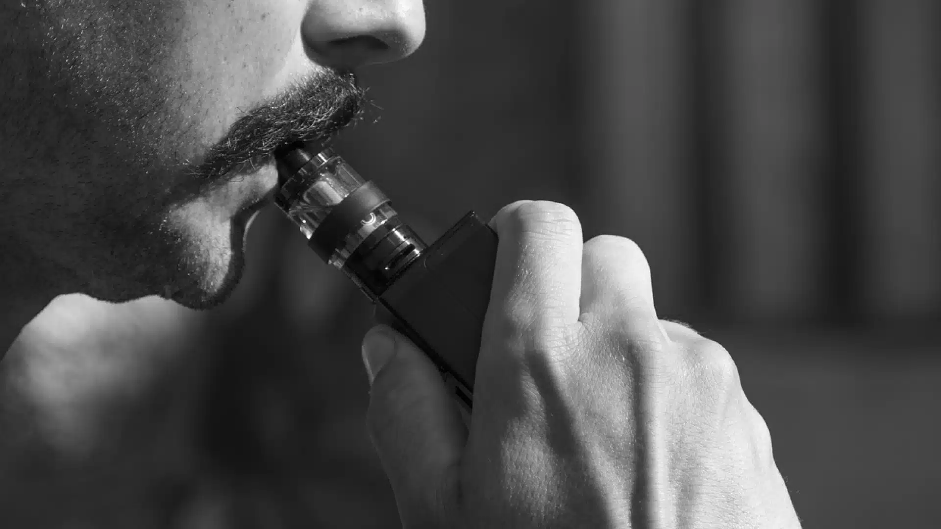 Vapoteurs, pourquoi devriez-vous faire confiance à un spécialise de la e-cigarette sur internet ?